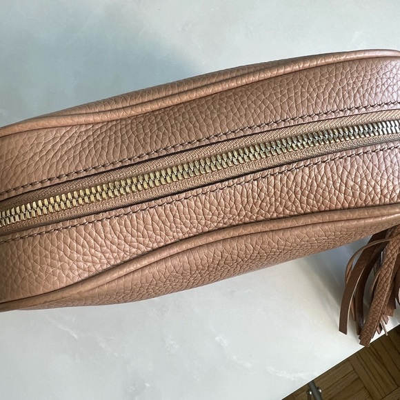 *SOLD* Gucci Soho Disco Bag Camelia - Picture 14 of 16